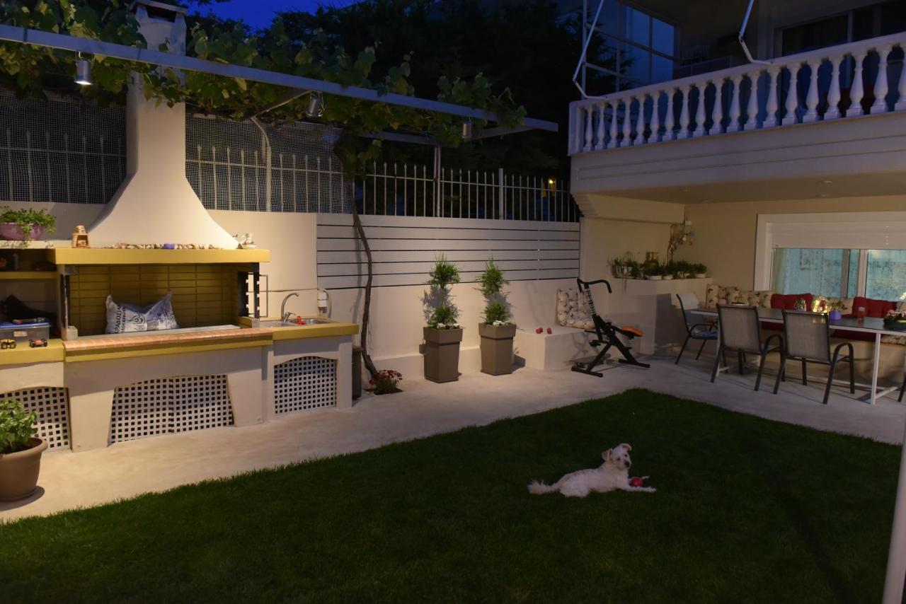 Fanis Apartment Lechaio Exterior foto